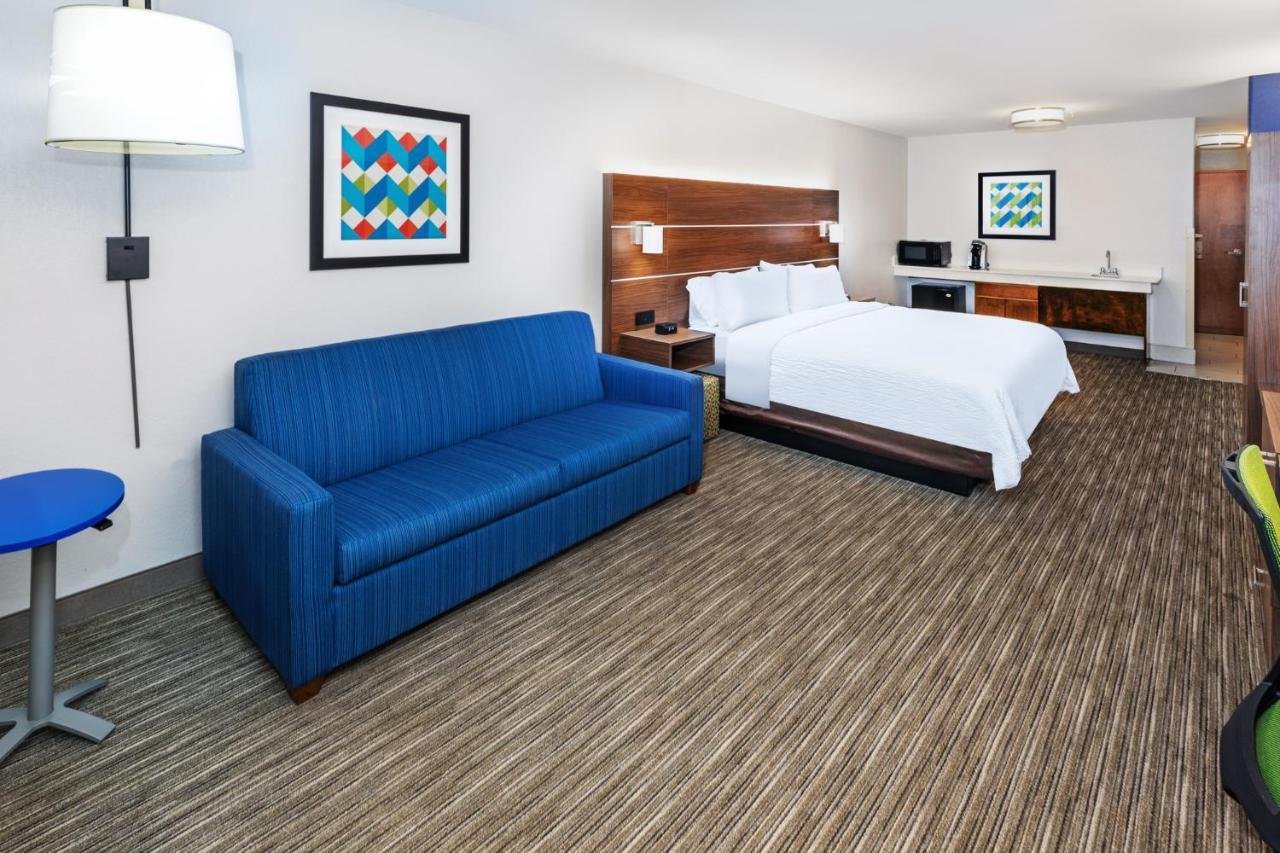 Holiday Inn Express & Suites Lafayette South By Ihg Exterior photo