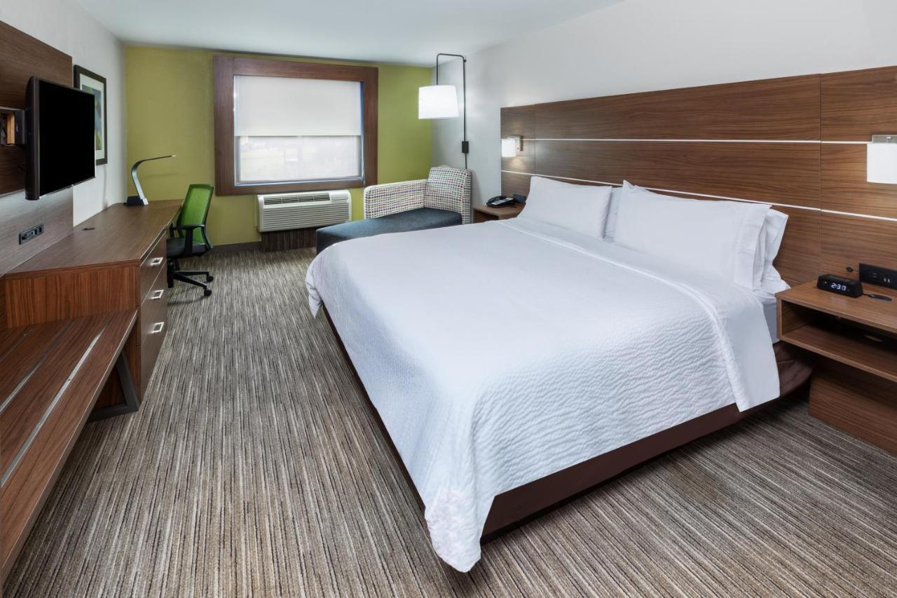 Holiday Inn Express & Suites Lafayette South By Ihg Exterior photo